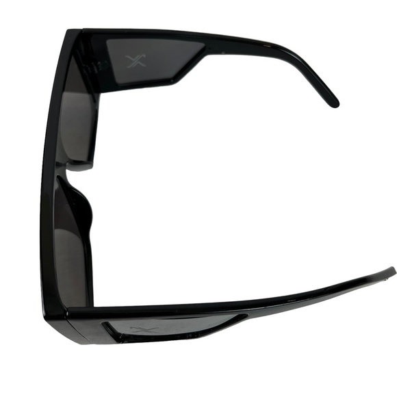 SUNGLASSES SUNGLASSES SHADES Brow Bar Black Plastic Frames Beach Vacation Summer - Picture 4 of 16